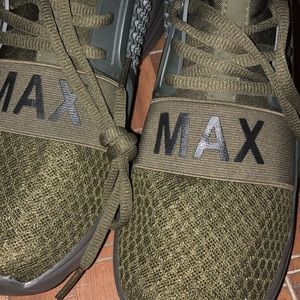 Max Tennis size 6.5